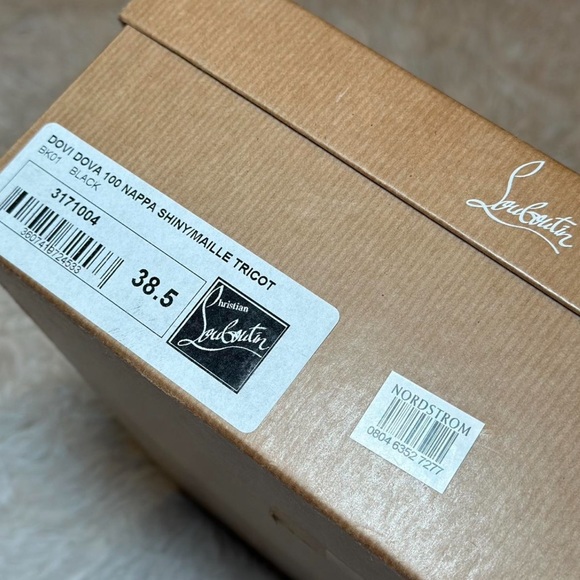 Christian Louboutin Dovi Dova boot - Picture 5 of 16